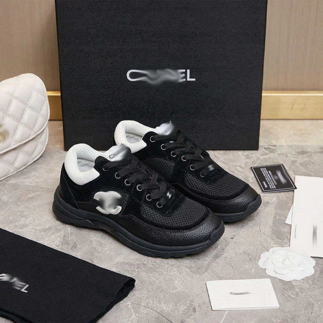 'CC' Runners Black/White